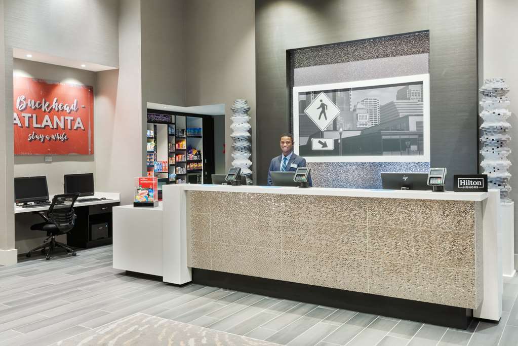 Hampton Inn & Suites Atlanta Buckhead Place Exteriör bild